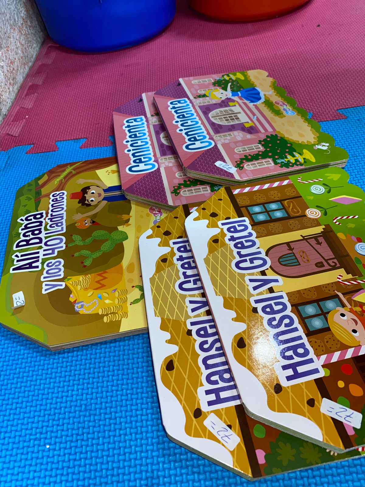 Set de Pinturas y Pinceles